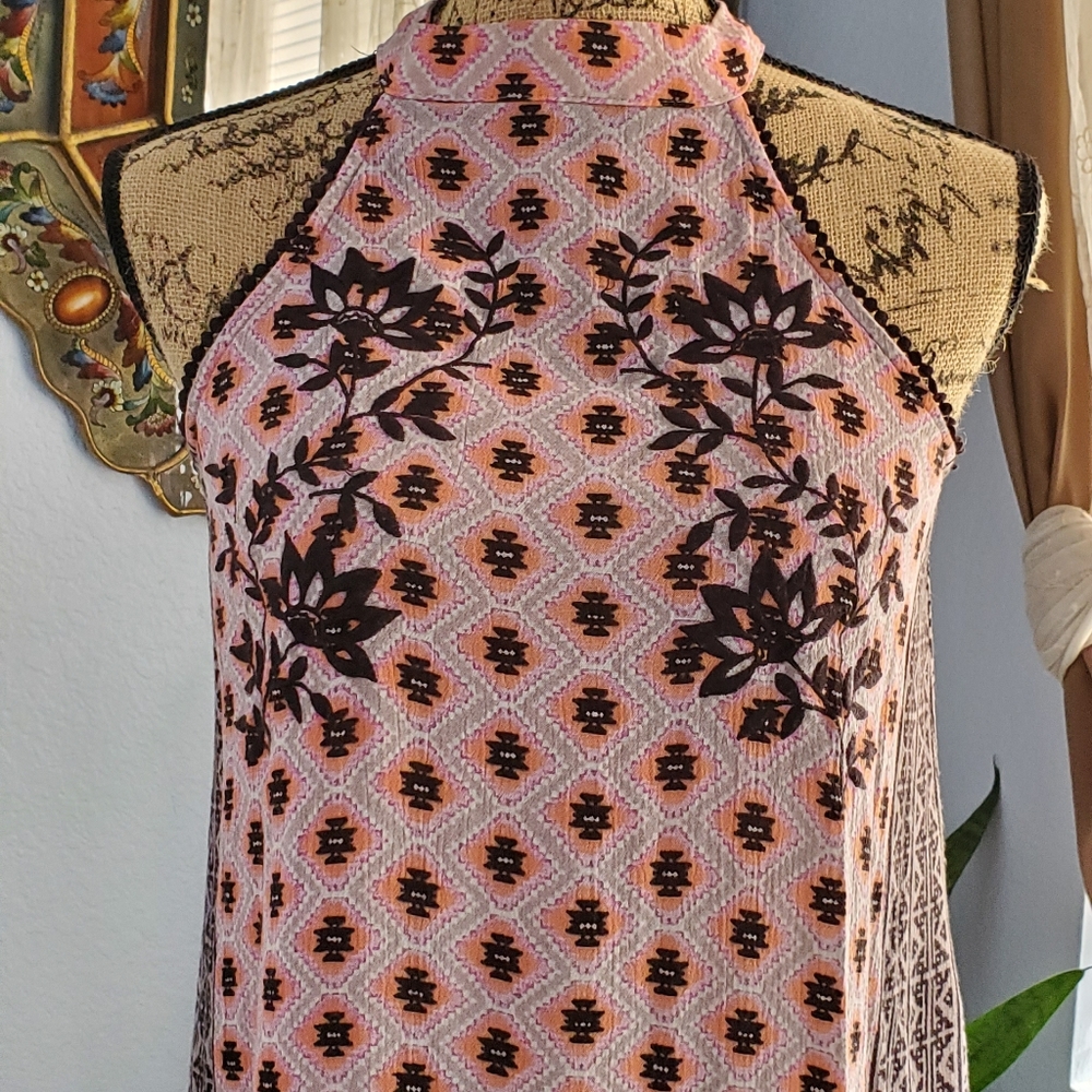 Sleevless Top